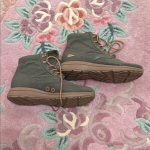 Green High-Top Boots with Brown Soles